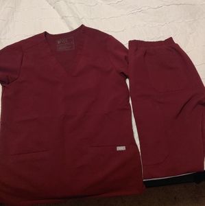 Figs XS Maroon and Coral